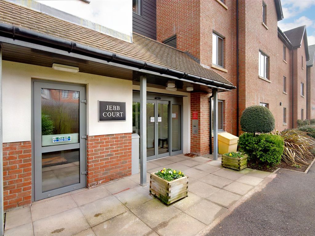 1 bed flat for sale in Jebb Court, Dairy Grove, Ellesmere SY12, £140,000