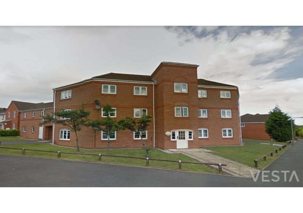 2 bed flat for sale in The Furlong, Wednesbury WS10, £110,000