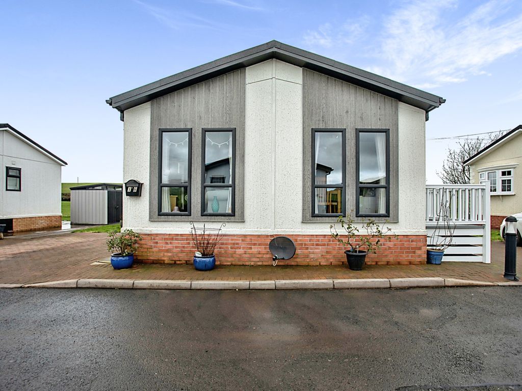 2 bed lodge for sale in Kirkgunzeon, Dumfries DG2, £155,000