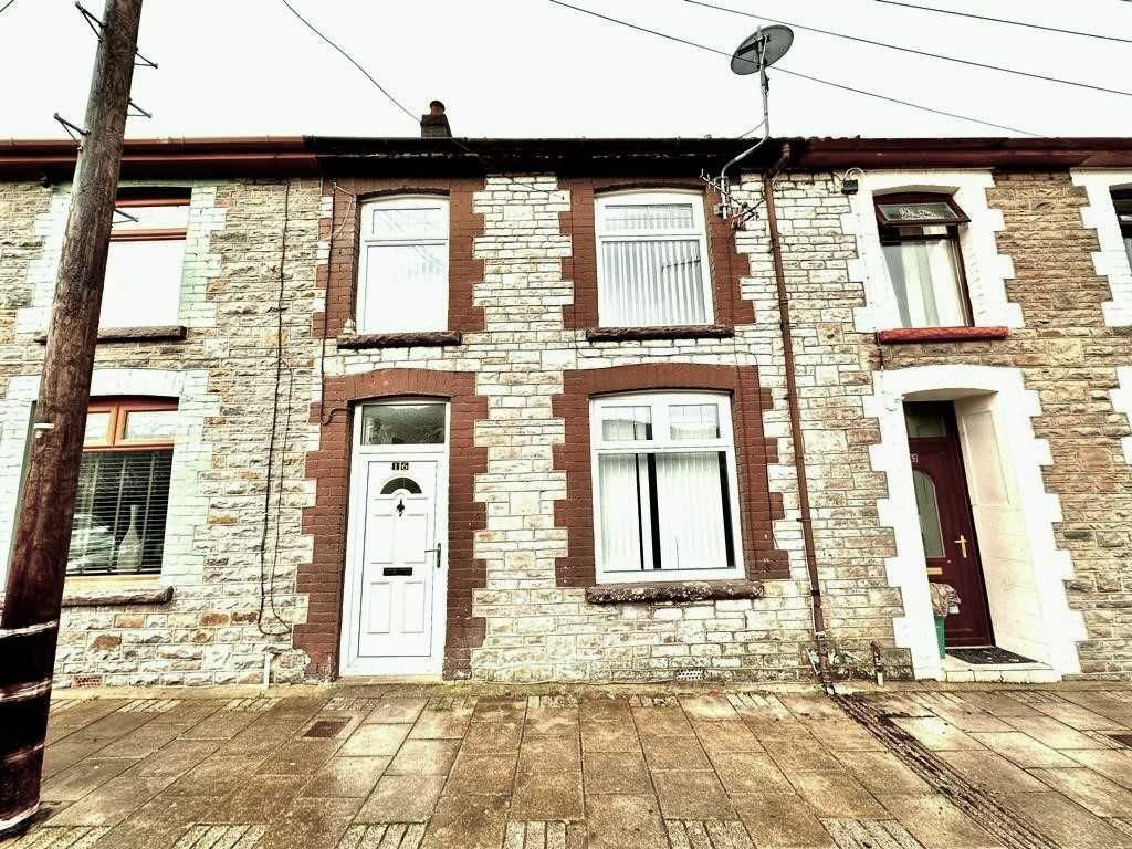 3 bed terraced house for sale in Middle Terrace, Stanleytown, Ferndale CF43, £89,999