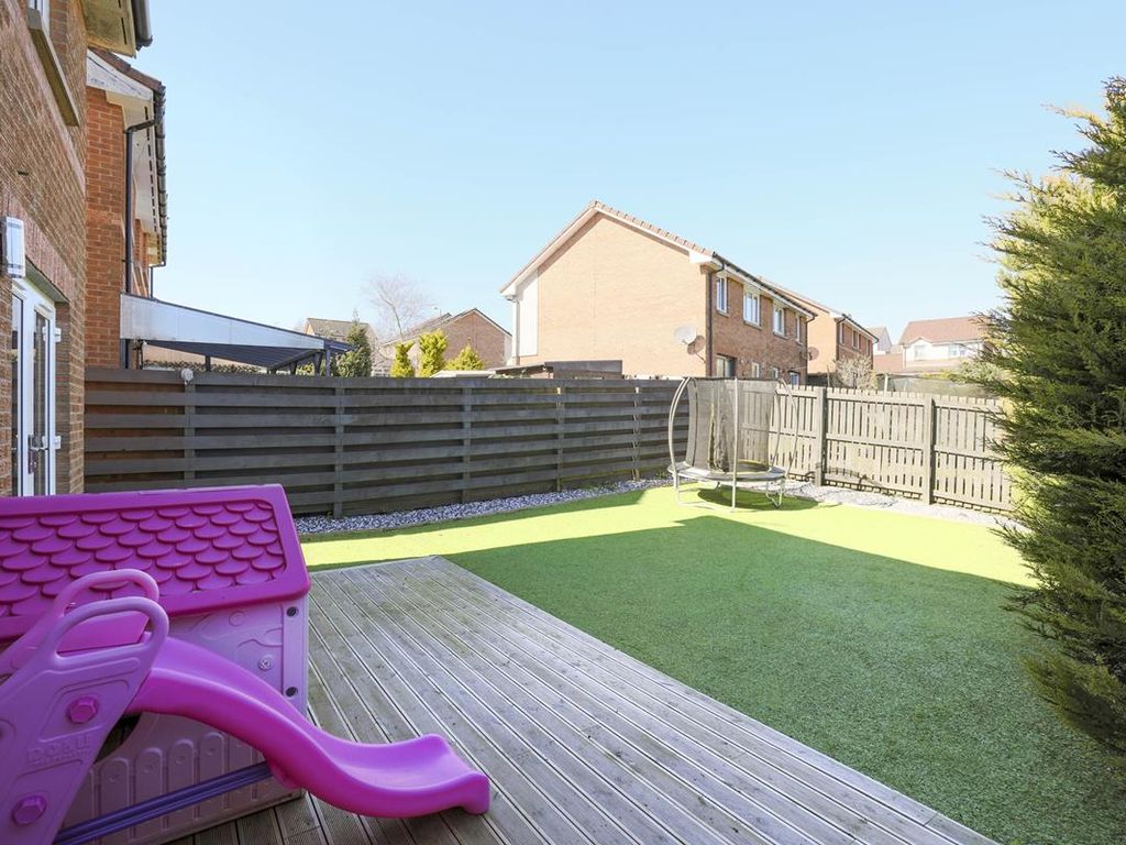 3 bed detached house for sale in 30 Park Terrace, Broxburn EH52, £243,500