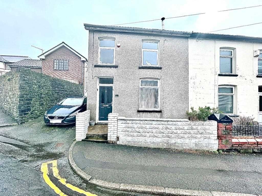 4 bed end terrace house for sale in Trealaw Road, Trealaw, Tonypandy CF40, £99,950