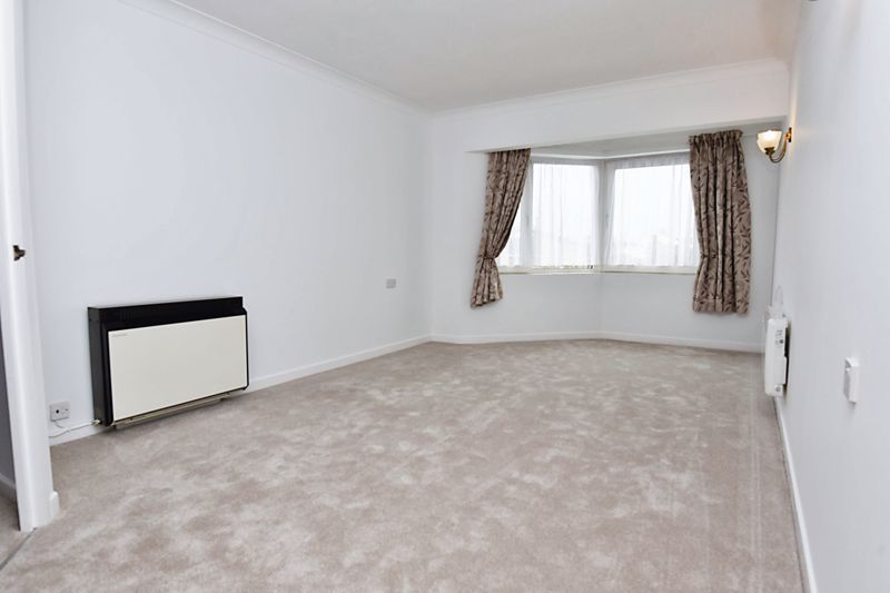1 bed flat for sale in Homeholly House, Wickford SS11, £125,000