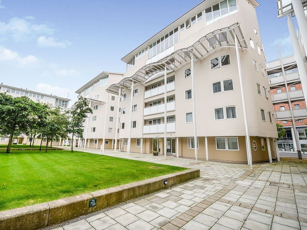 1 bed flat for sale in Royal Quay, Kings Waterfront, Liverpool L3, £100,000