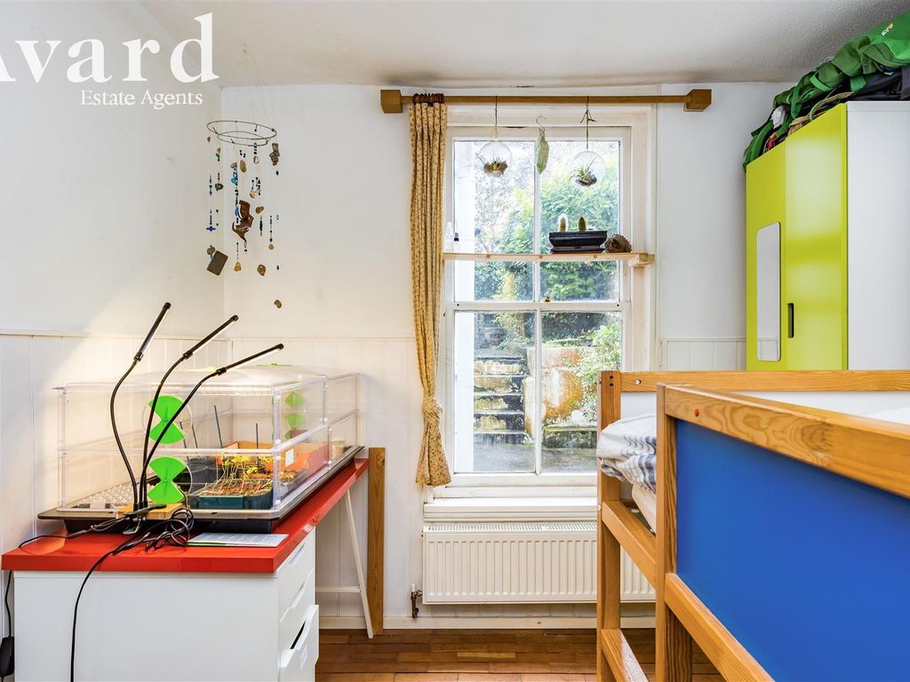 1 bed flat for sale in Campbell Road, Brighton BN1, £230,000