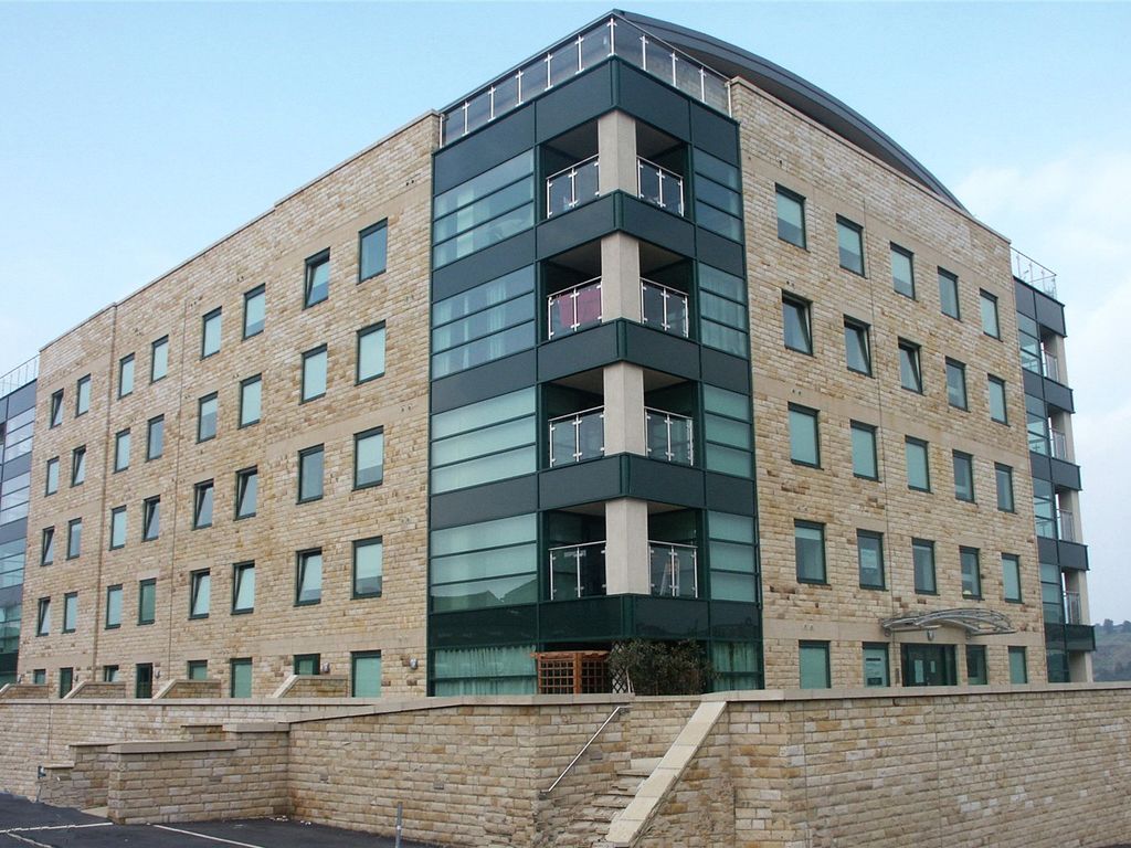 2 bed flat for sale in Stonegate House, Bradford BD1, £79,950