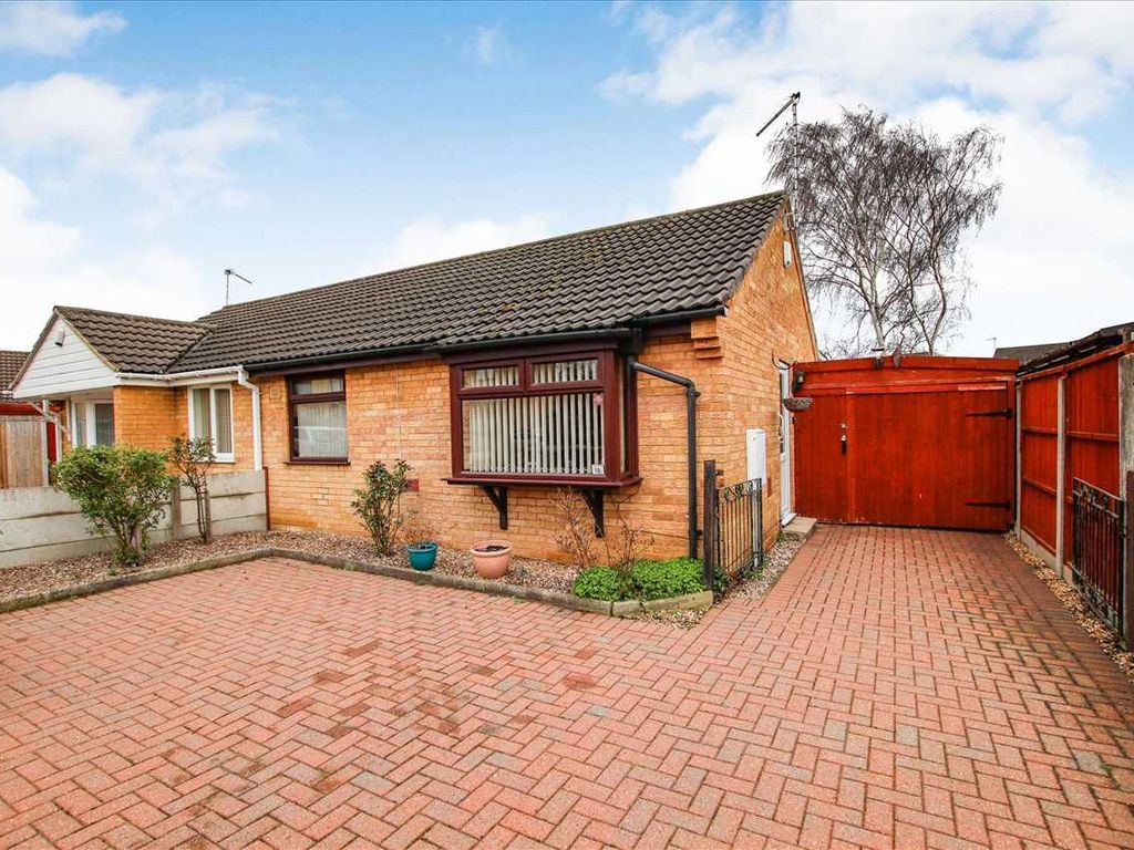 1 bed bungalow for sale in Lydd Close, Lincoln LN6, £140,000