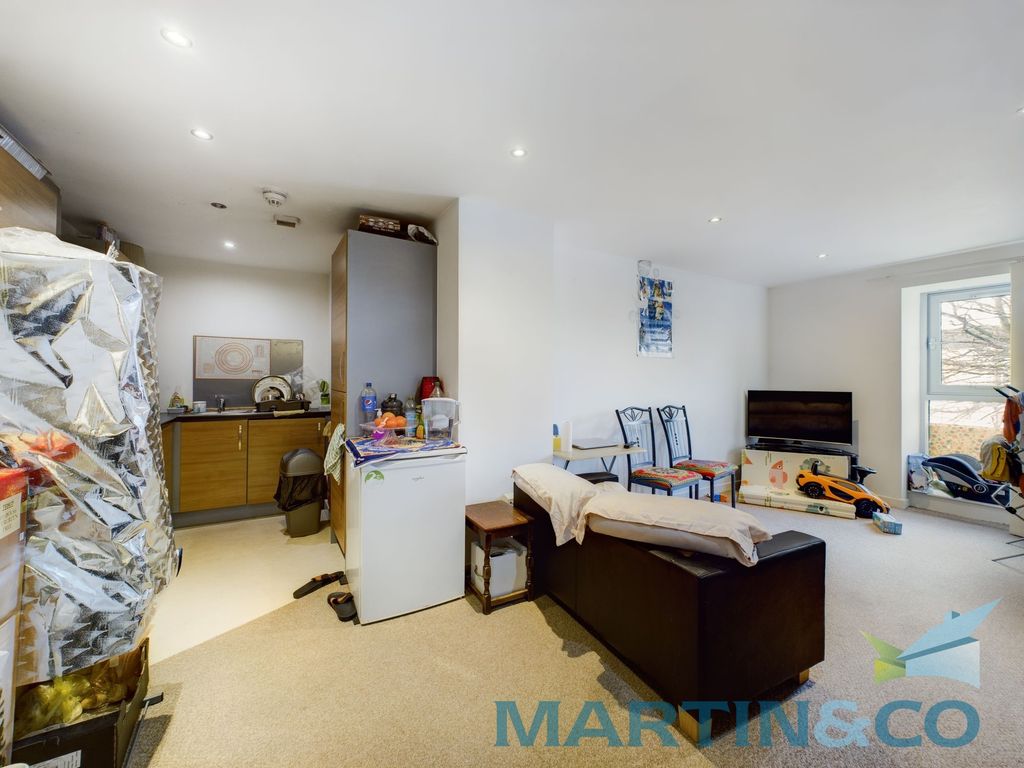 1 bed flat for sale in Greenheys Road, Sefton Park, Liverpool L8, £65,000