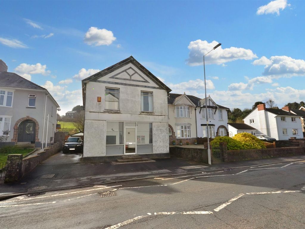 4 bed detached house for sale in Coalbrook Road, Pontyberem, Llanelli SA15, £220,000