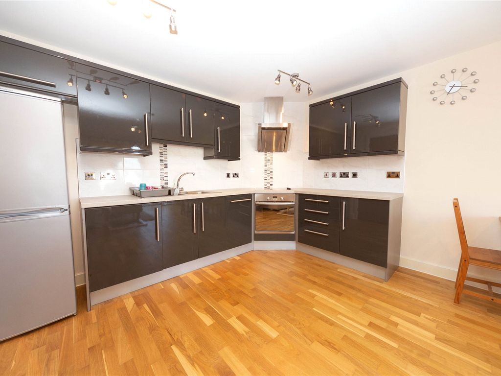 2 bed flat for sale in Sachville Court, Sachville Avenue, Whitchurch, Cardiff CF14, £205,500