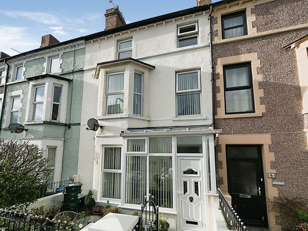 6 bed town house for sale in Clifton Road, Llandudno, Conwy LL30, £299,000