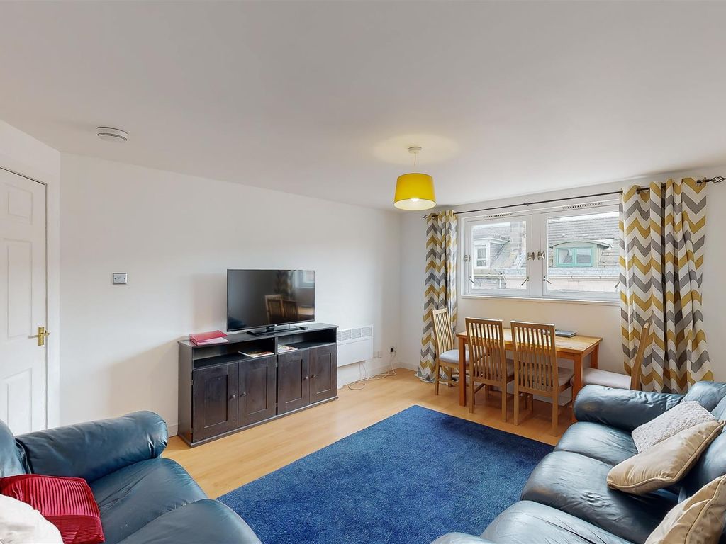 2 bed flat for sale in Scott Street, Perth PH2, £65,000