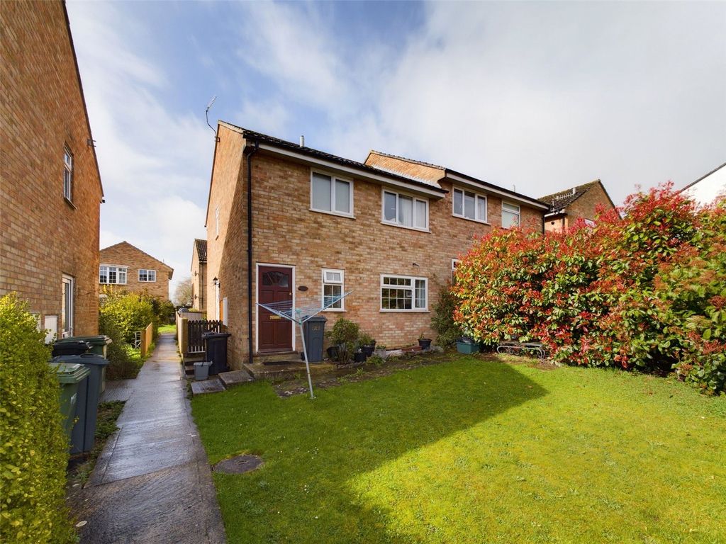 1 bed maisonette for sale in Hawthorn Rise, Stroud, Gloucestershire GL5, £150,000