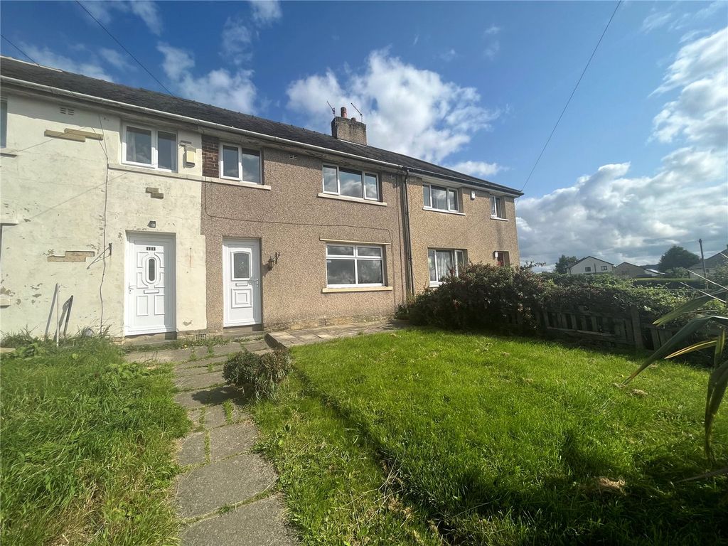 3 bed terraced house for sale in Kent Road, Bingley, West Yorkshire BD16, £130,000