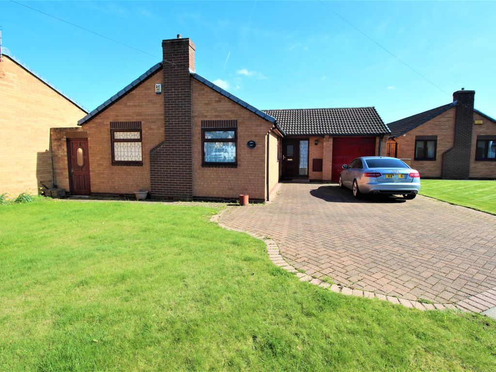 3 bed detached bungalow for sale in Hamilton Close, Mexborough S64, £220,000