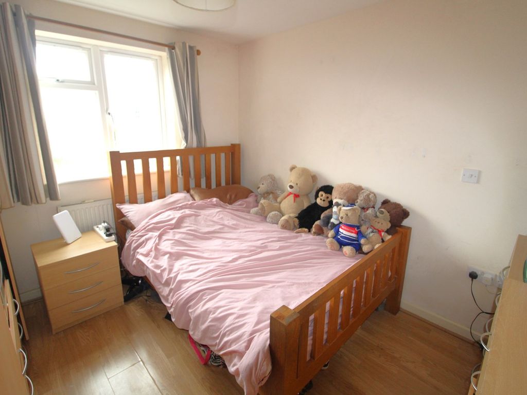 1 bed flat for sale in Florence Street, Hitchin SG5, £175,000