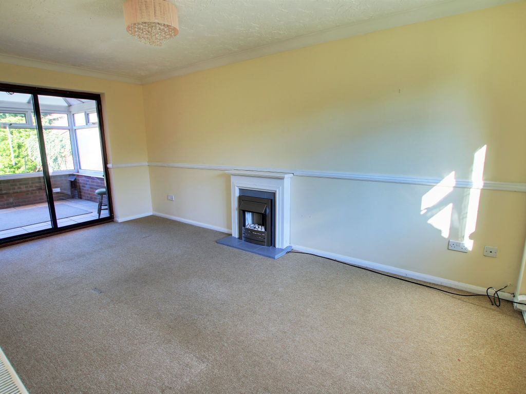 3 bed detached house for sale in Mallard Way, March PE15, £260,000