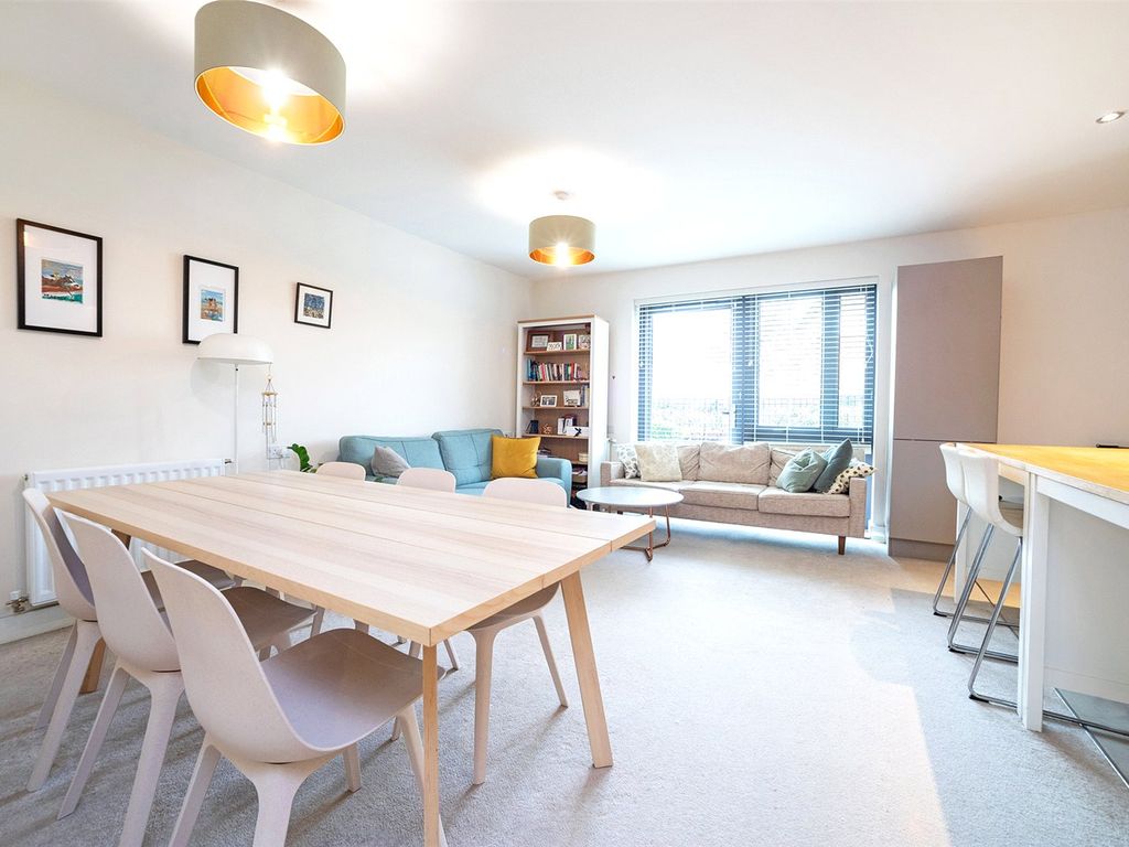 2 bed flat for sale in 2 Fisher Close, Rotherhithe, London SE16, £169,500