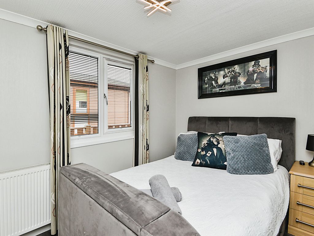 3 bed lodge for sale in Borwick Lane, Carnforth LA6, £185,000