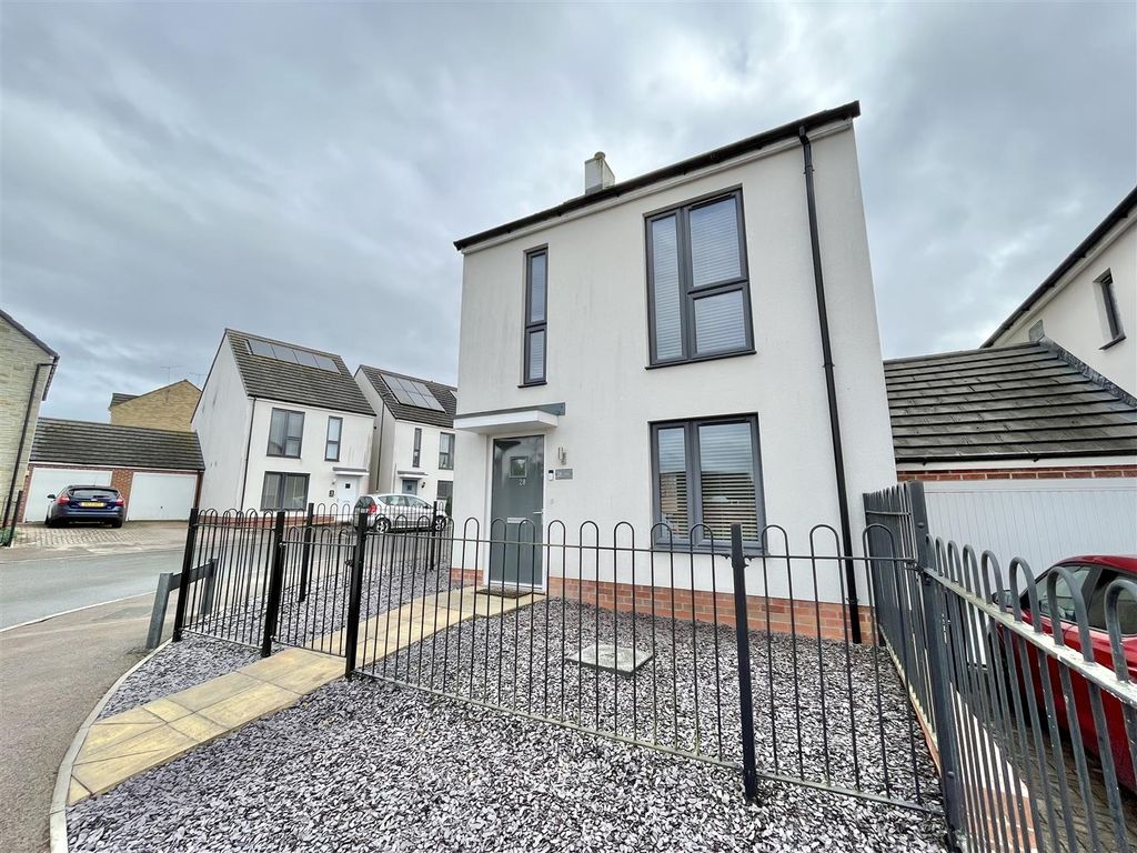 2 bed link-detached house for sale in Cinders Crescent, Cinderford GL14, £220,000