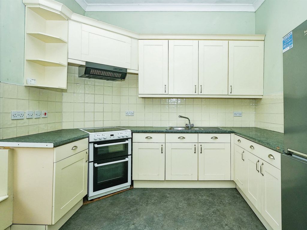 1 bed flat for sale in Levenford Terrace, Dumbarton G82, £95,000
