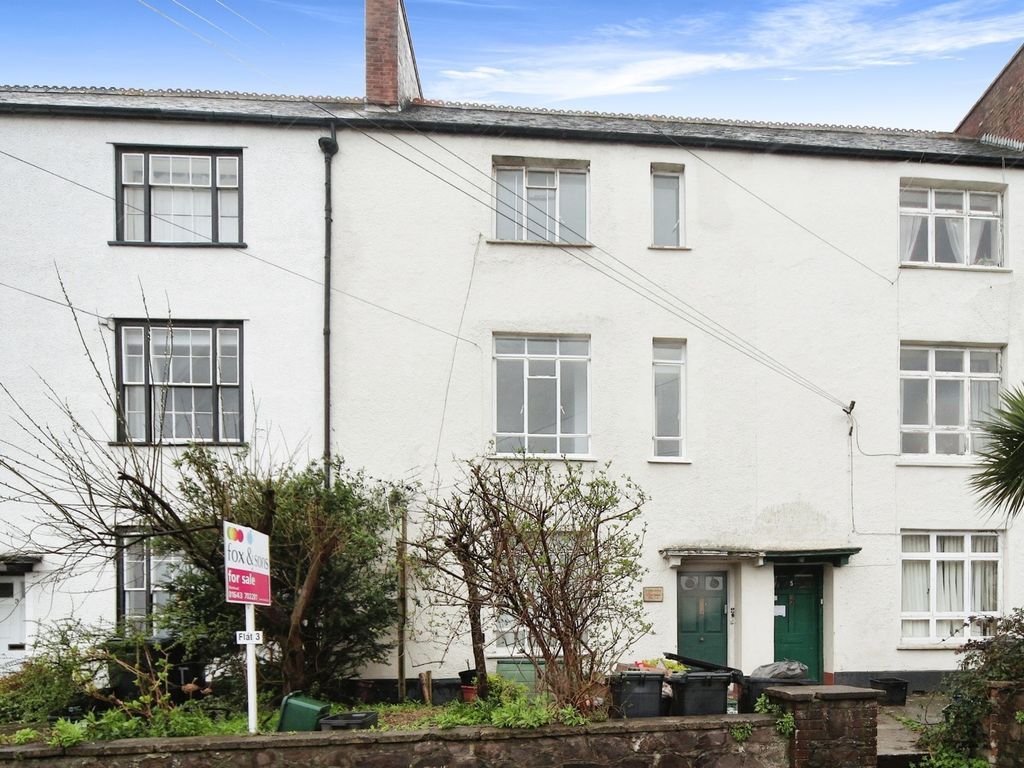 2 bed flat for sale in The Terrace, Bircham Road, Minehead TA24, £140,000
