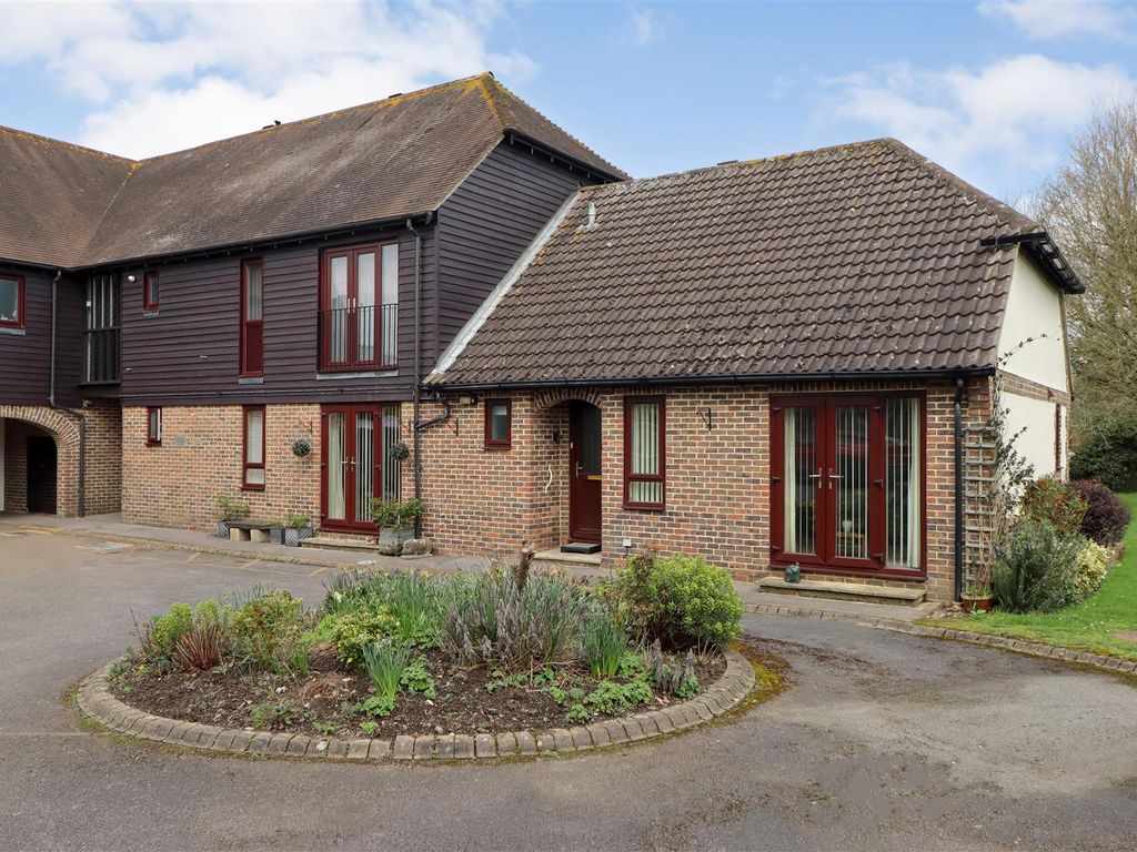 2 bed property for sale in Farm Close, Barns Green, Horsham RH13, £150,000