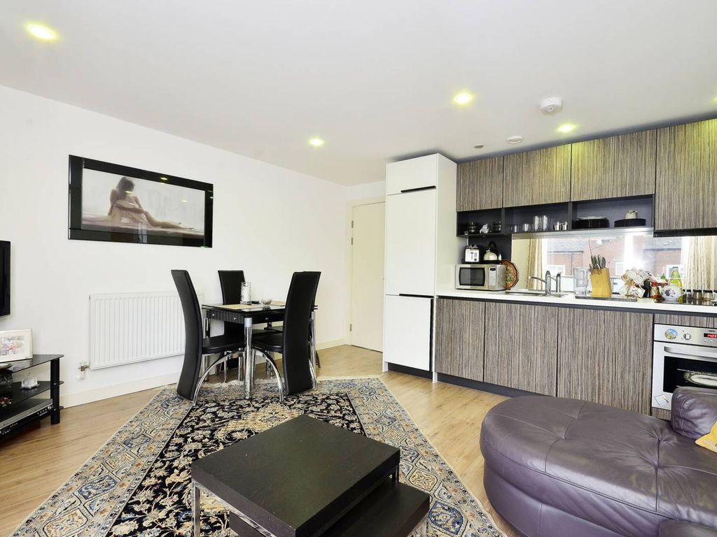 1 bed flat for sale in Conington Road, Lewisham, London SE13, £300,000