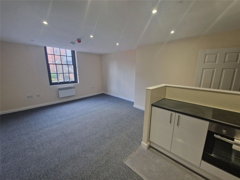 1 bed flat for sale in Yorke Street, Wrexham, Wrecsam LL13, £80,000