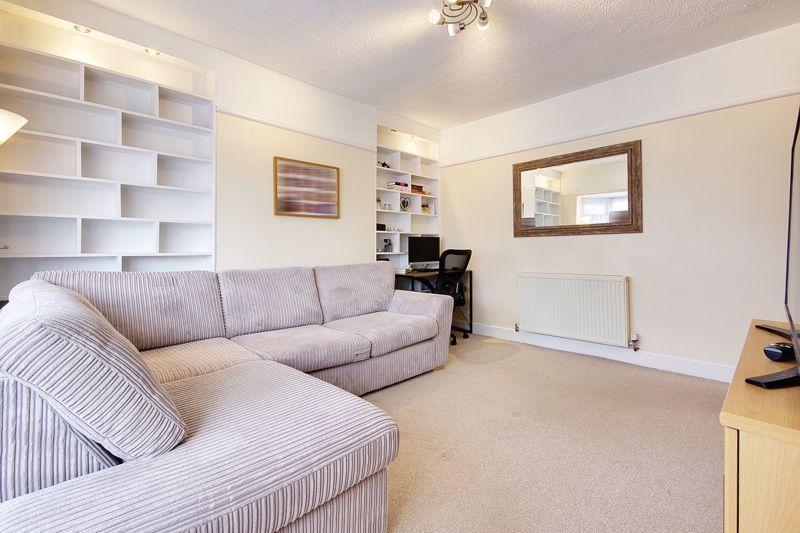 1 bed flat for sale in Castle Lane West, Moordown BH9, £180,000