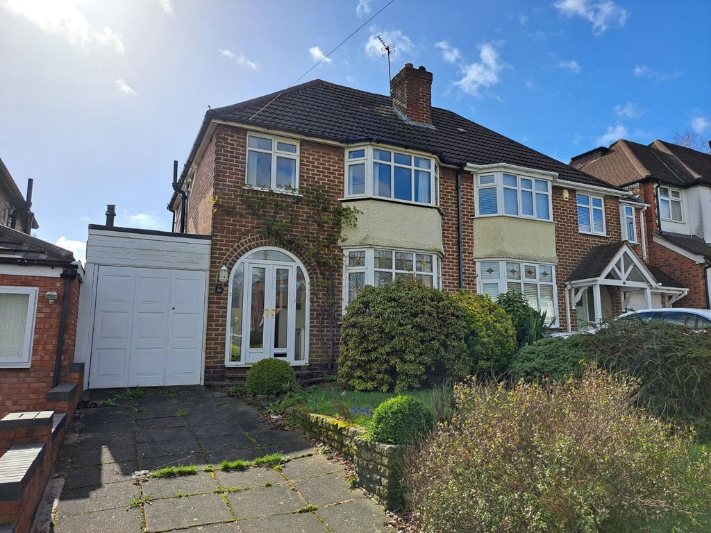 3 bed semi-detached house for sale in Banners Gate Road, Sutton Coldfield B73, £260,000