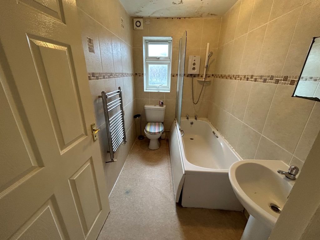2 bed flat for sale in Lime Walk, Littleover, Derby DE23, £99,950