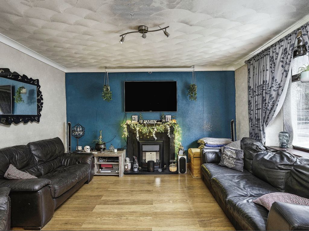 3 bed end terrace house for sale in Graig Road, Godrergraig, Neath Port Talbot SA9, £170,000