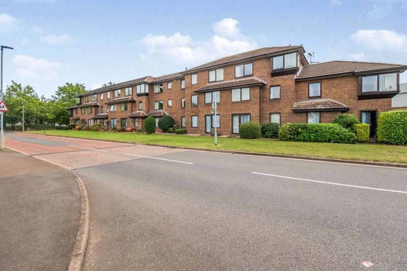 1 bed flat for sale in Homenene House, Peterborough PE2, £42,500