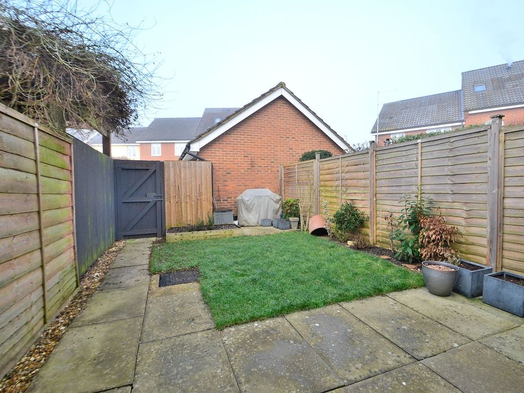 2 bed terraced house for sale in Pump Place, Old Stratford MK19, £290,000