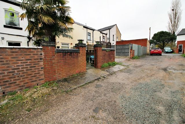 2 bed terraced house for sale in Church Street, Westhoughton BL5, £145,000