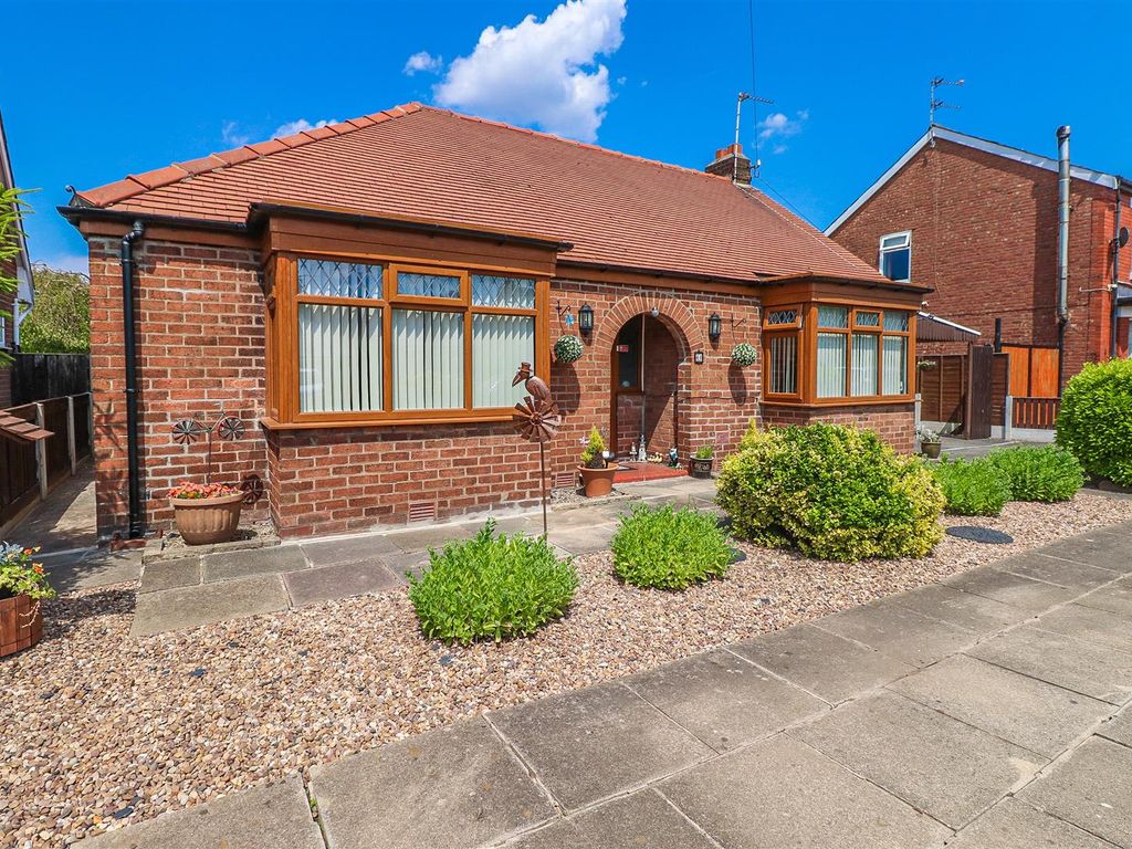 2 bed detached bungalow for sale in Station Road, Banks, Southport PR9, £230,000