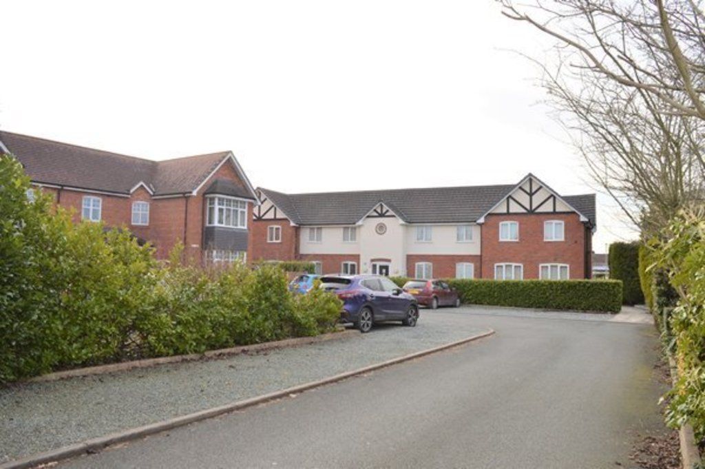 2 bed flat for sale in Prospect Court, Alexandra Road, Market Drayton TF9, £110,000