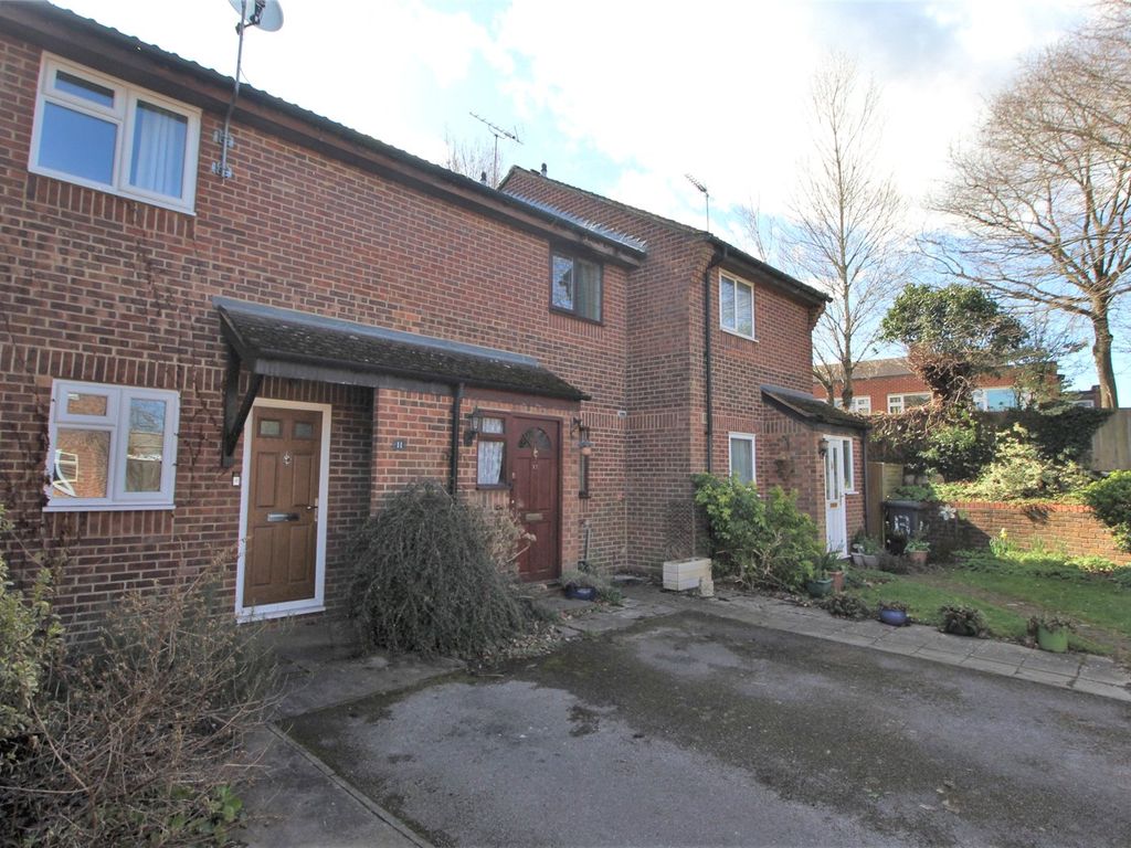 2 bed terraced house for sale in The Buntings, Weydon Lane, Farnham, Surrey GU9, £325,000