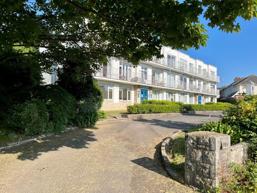 2 bed flat for sale in Sandbanks Road, Whitecliff, Poole, Dorset BH14, £275,000