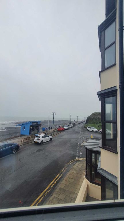 2 bed flat for sale in South Marine Terrace, Aberystwyth SY23, £180,000