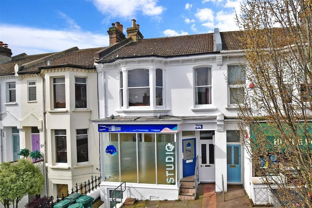 2 bed flat for sale in Havelock Road, Brighton, East Sussex BN1, £250,000