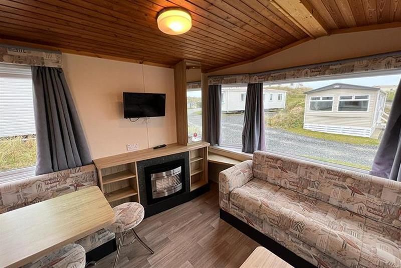2 bed mobile/park home for sale in Loggans Road, Loggans, Hayle TR27, £49,995