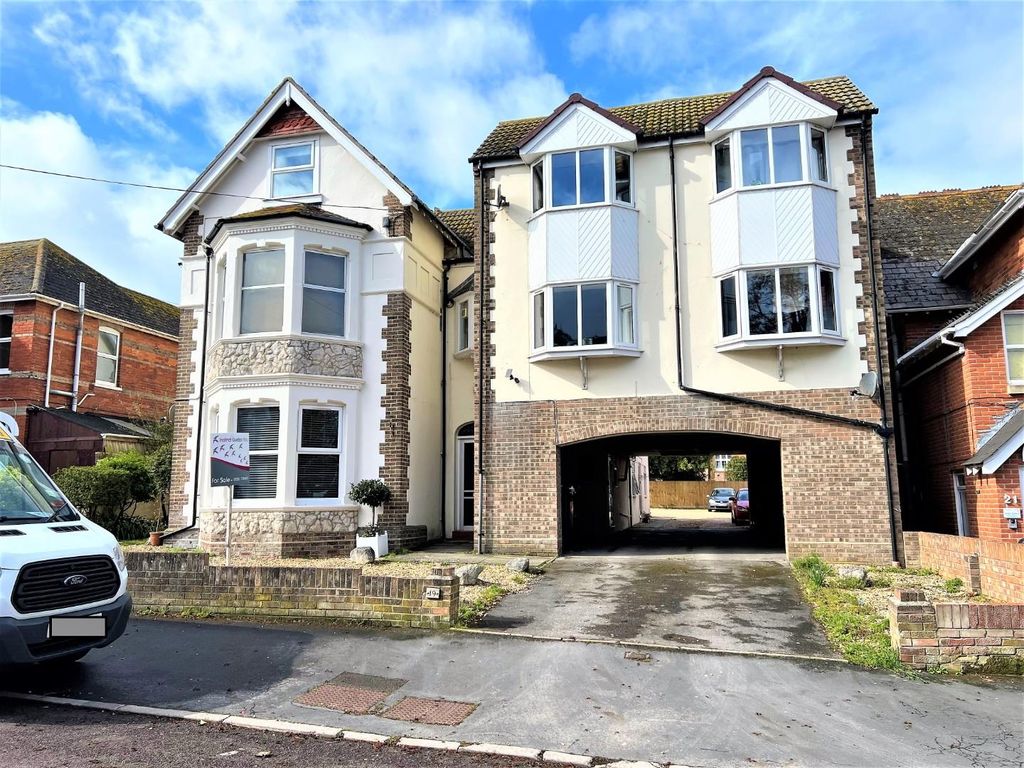 2 bed flat for sale in Ground Floor, Glendinning Avenue, Weymouth DT4, £170,000