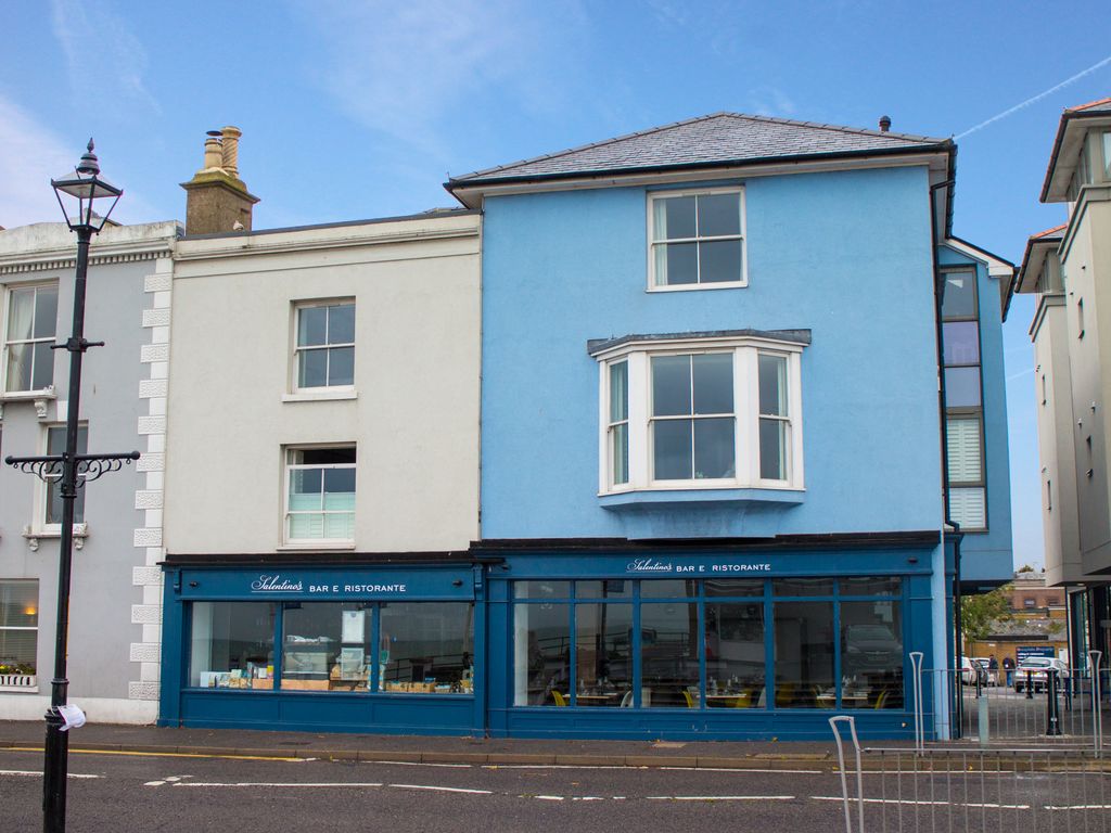 Restaurant/cafe for sale in Beach Street, Deal CT14, £130,000