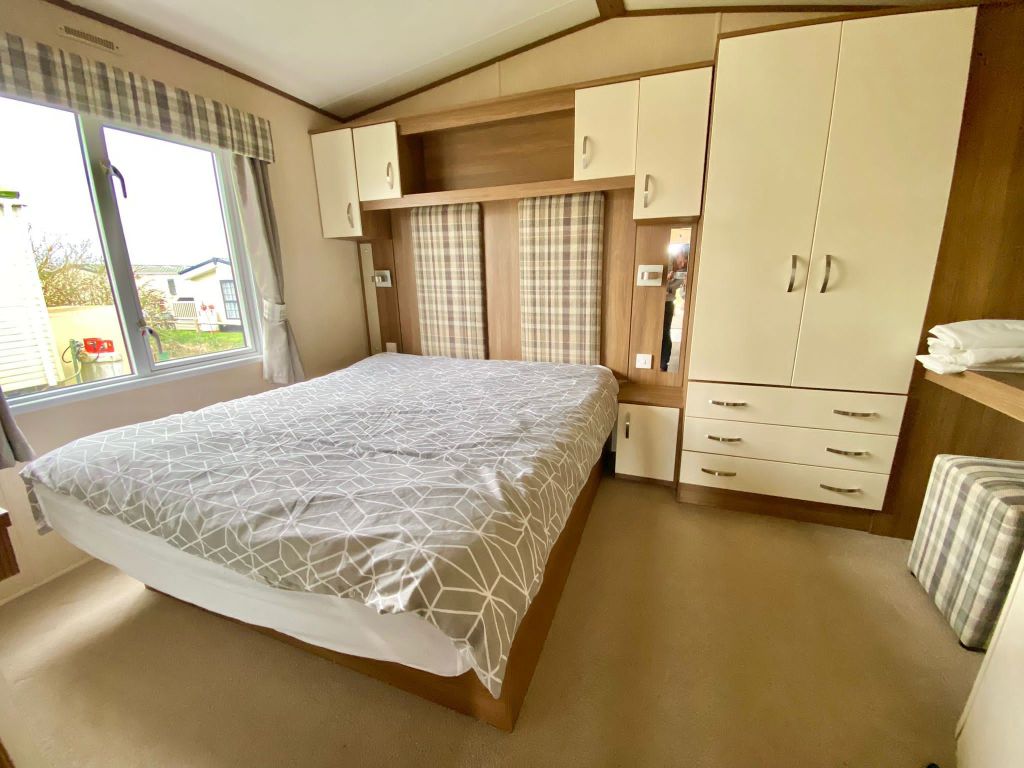 2 bed lodge for sale in Warners Lane, Selsey PO20, £49,995
