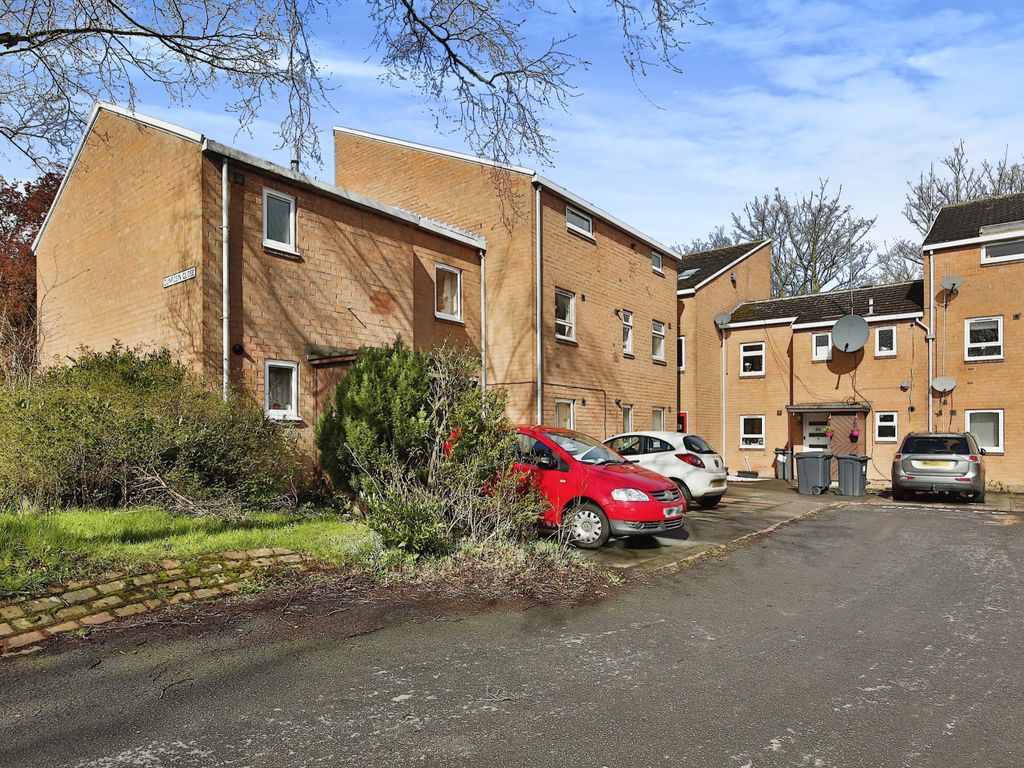 2 bed flat for sale in Dunrobin Close, Darlington DL1, £55,000