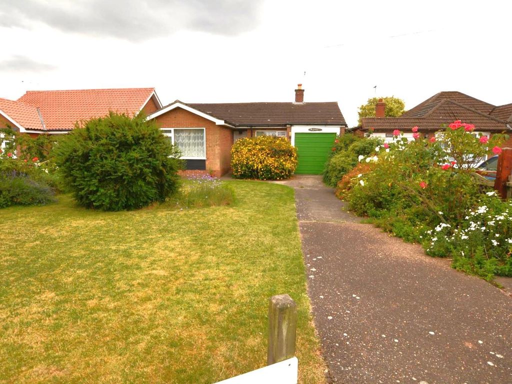 3 bed detached bungalow for sale in Church Lane, South Muskham, Newark NG23, £240,000