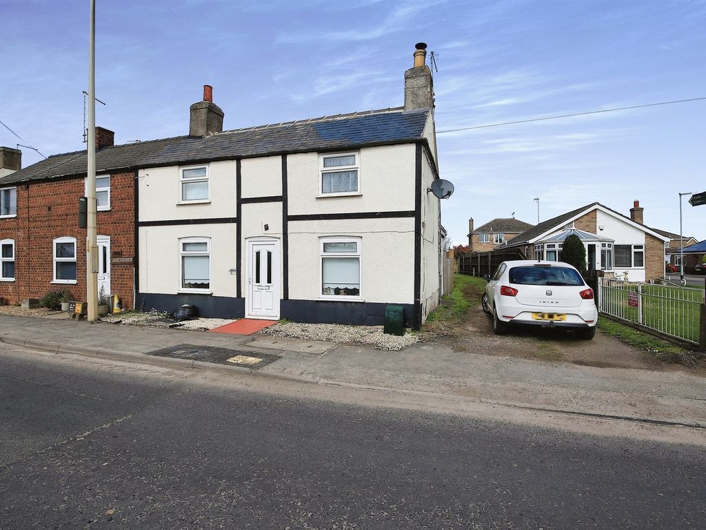 3 bed semi-detached house for sale in High Road, Whaplode, Spalding PE12, £170,000