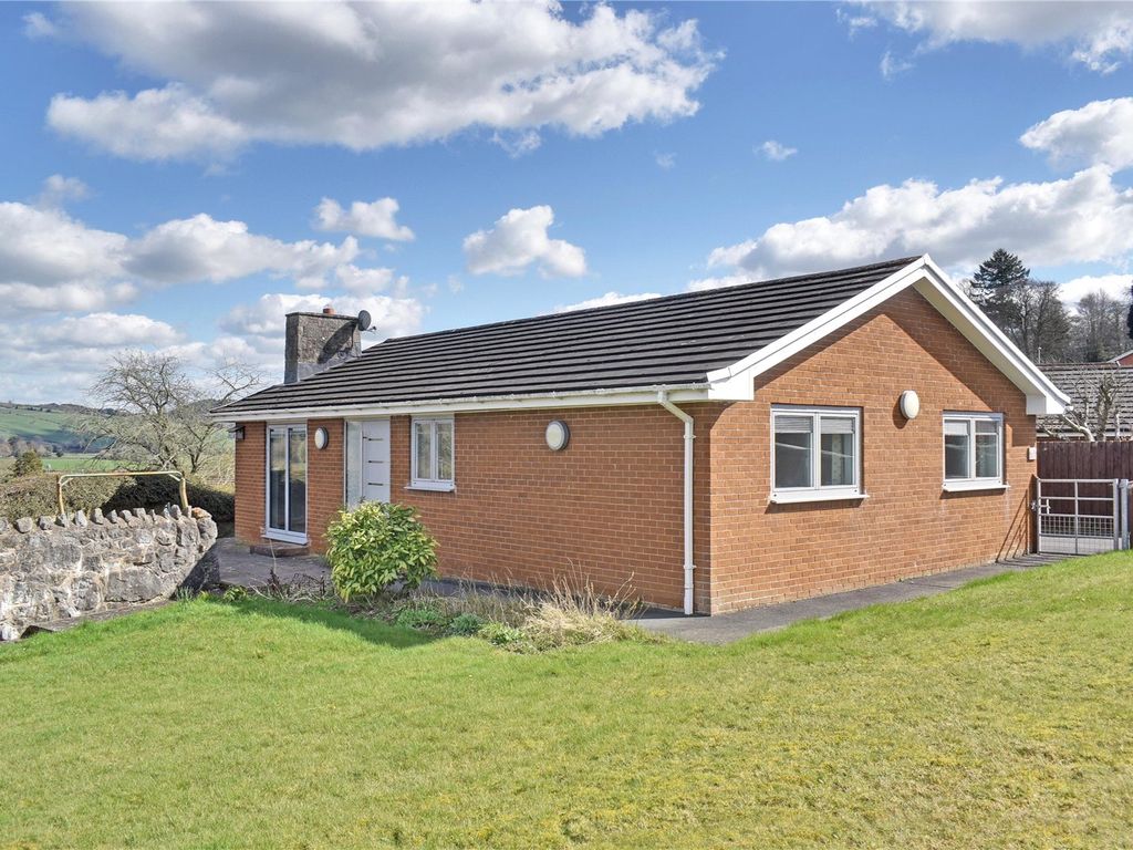 3 bed bungalow for sale in Warden Close, Presteigne, Powys LD8, £300,000